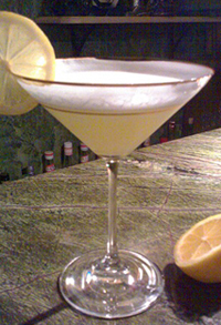 Классический коктейль на основе джина Белая леди